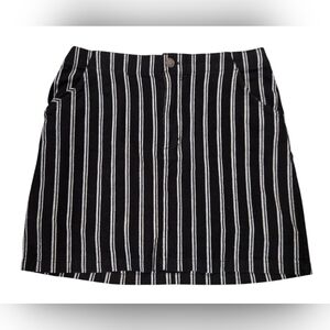 Hollister California Black White Striped Mini Skirt Women's Size Med BusCasual